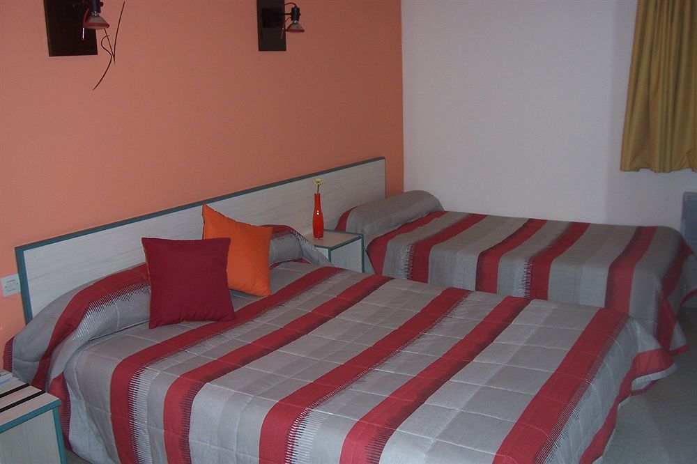 Hotel Le Saint Vincent Lyon Sud Vourles Luaran gambar